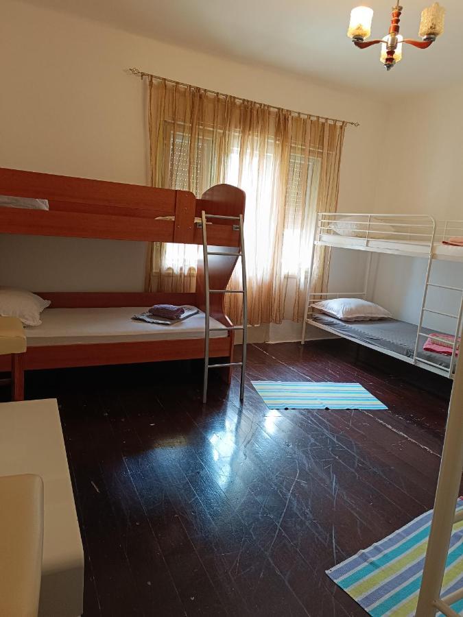 Rooms Macho Men Split Eksteriør billede
